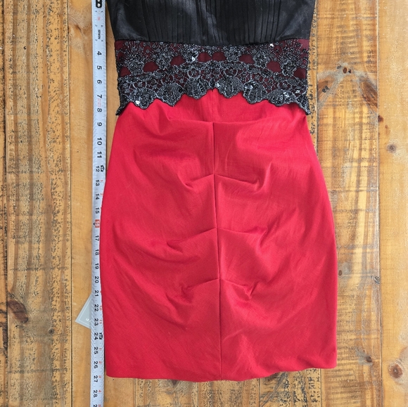 ⚫️LE CHATEAU dress - Picture 16 of 16